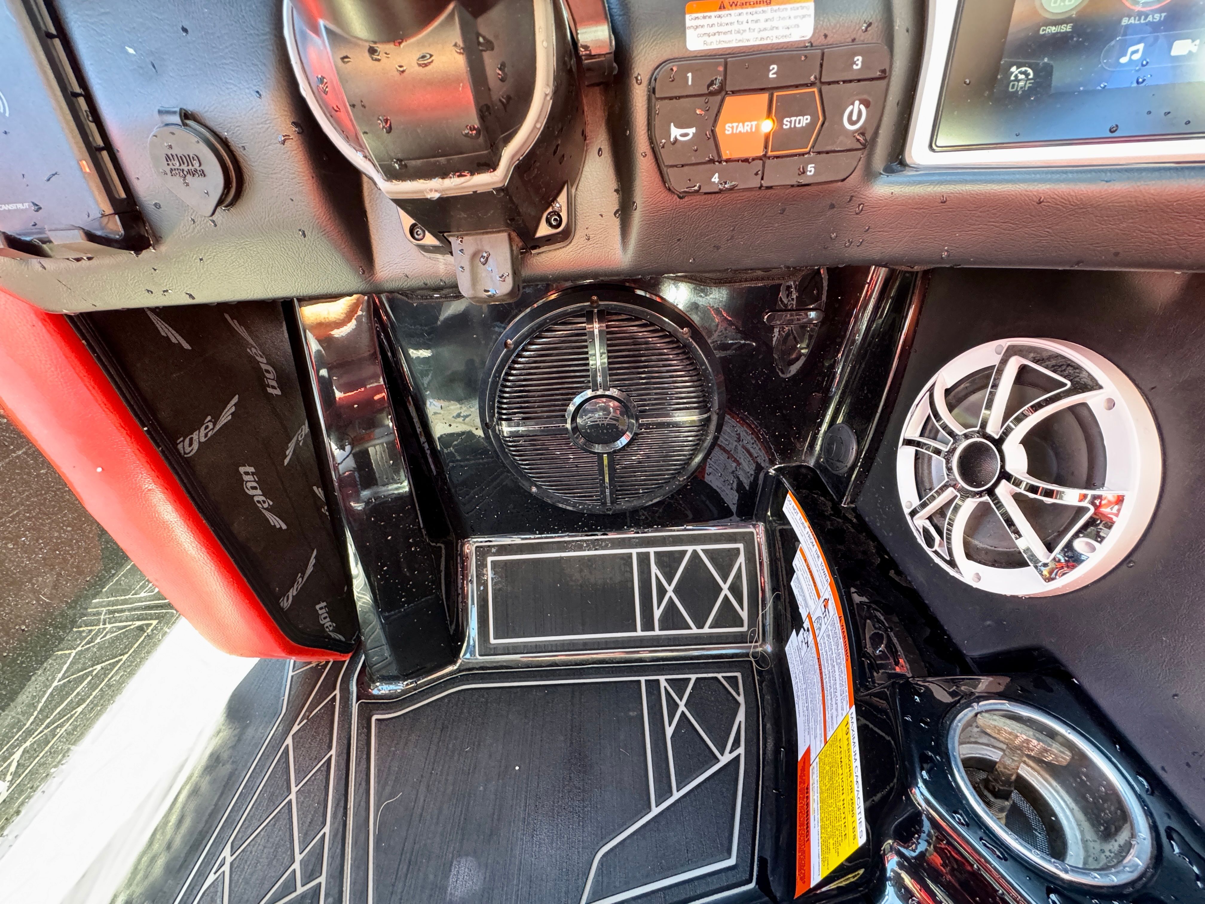 2021 TIGE 25 ZX - Image 14