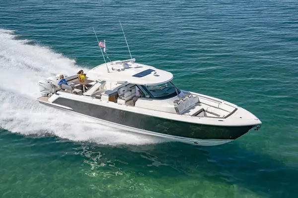 2021 Tiara Yachts 43LS