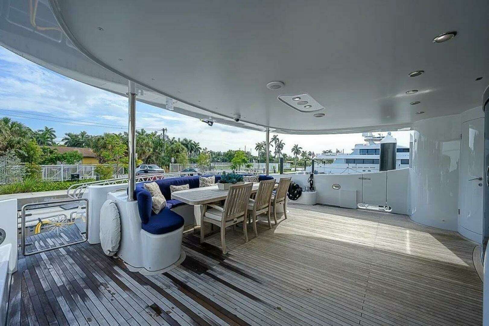 2005 DMB Danube Motor Yacht - Image 8