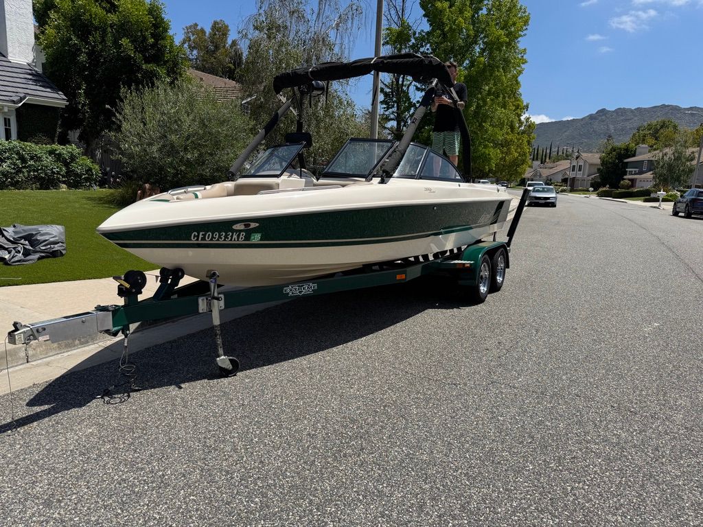 1999 Tigé 21V