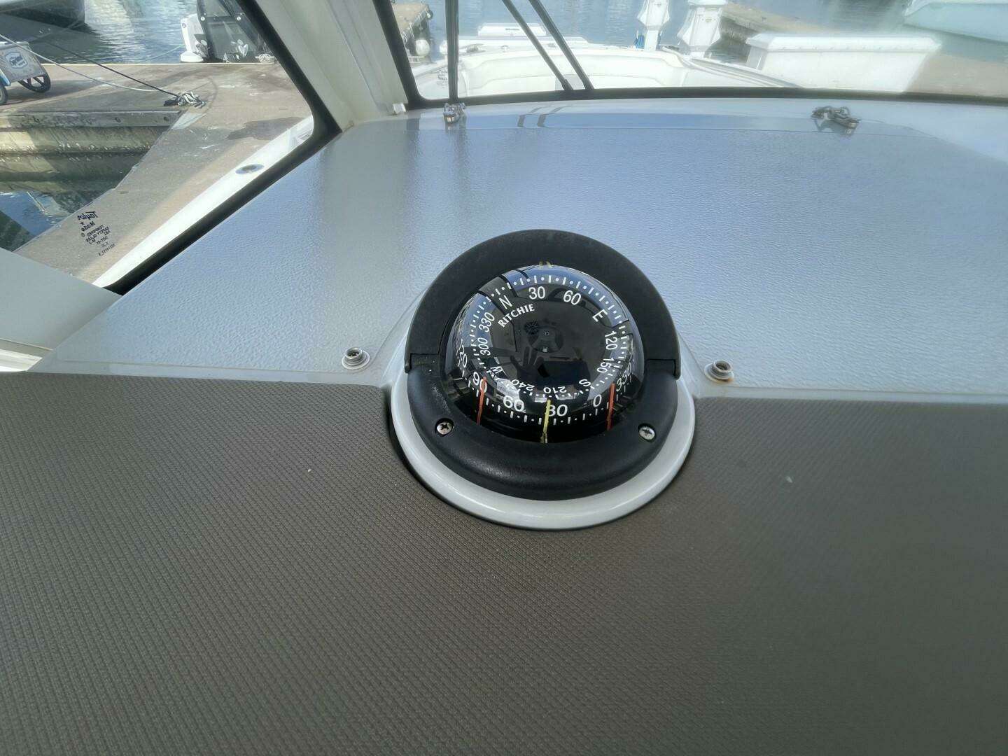 2021 Pursuit S 328 Sport - Image 28