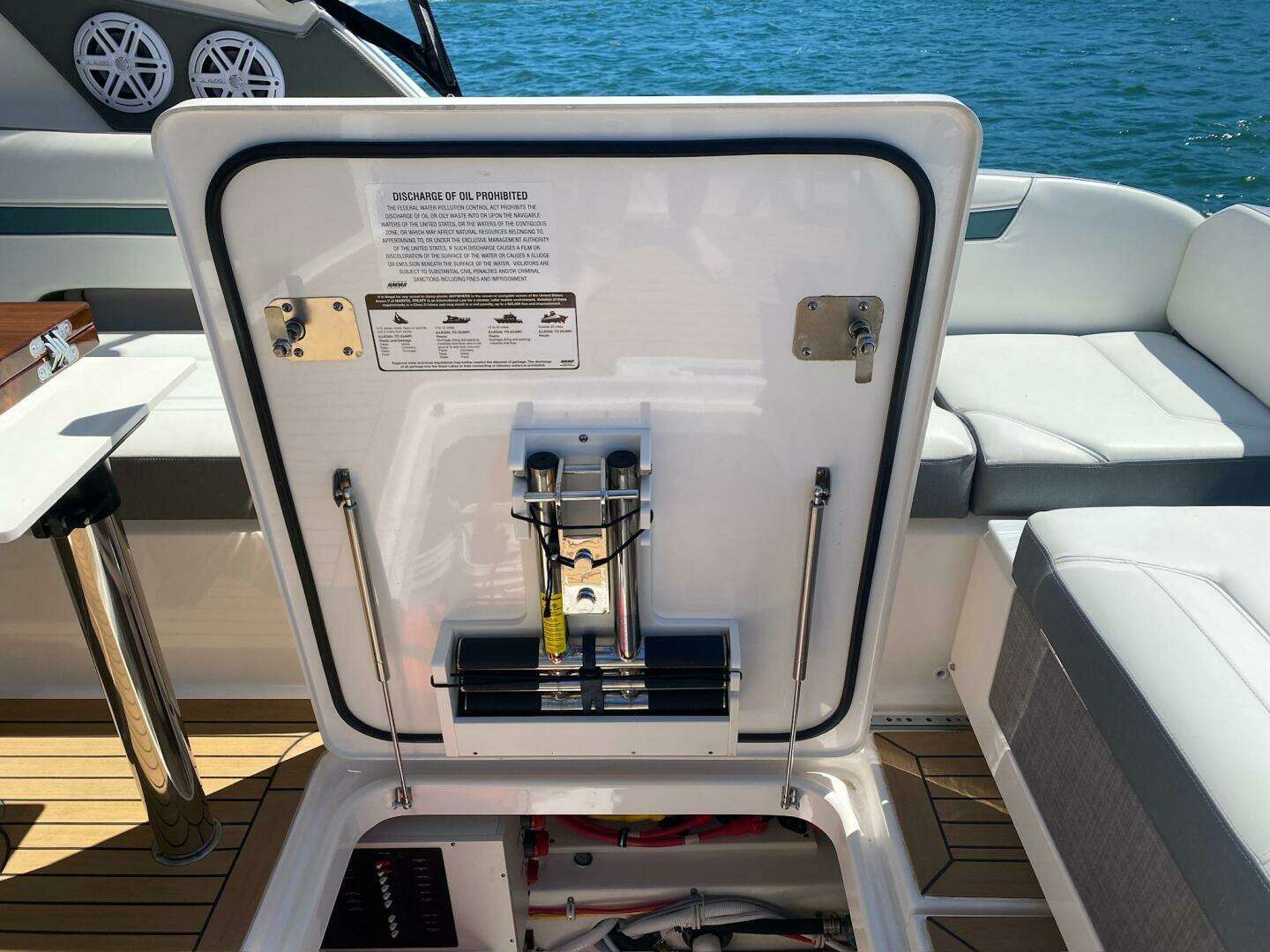 2019 Tiara Yachts 34LX - Image 30