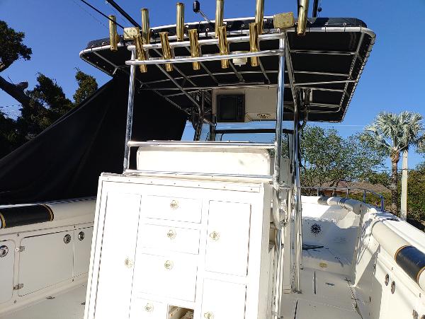 2002 Century 3200 Center Console - 16