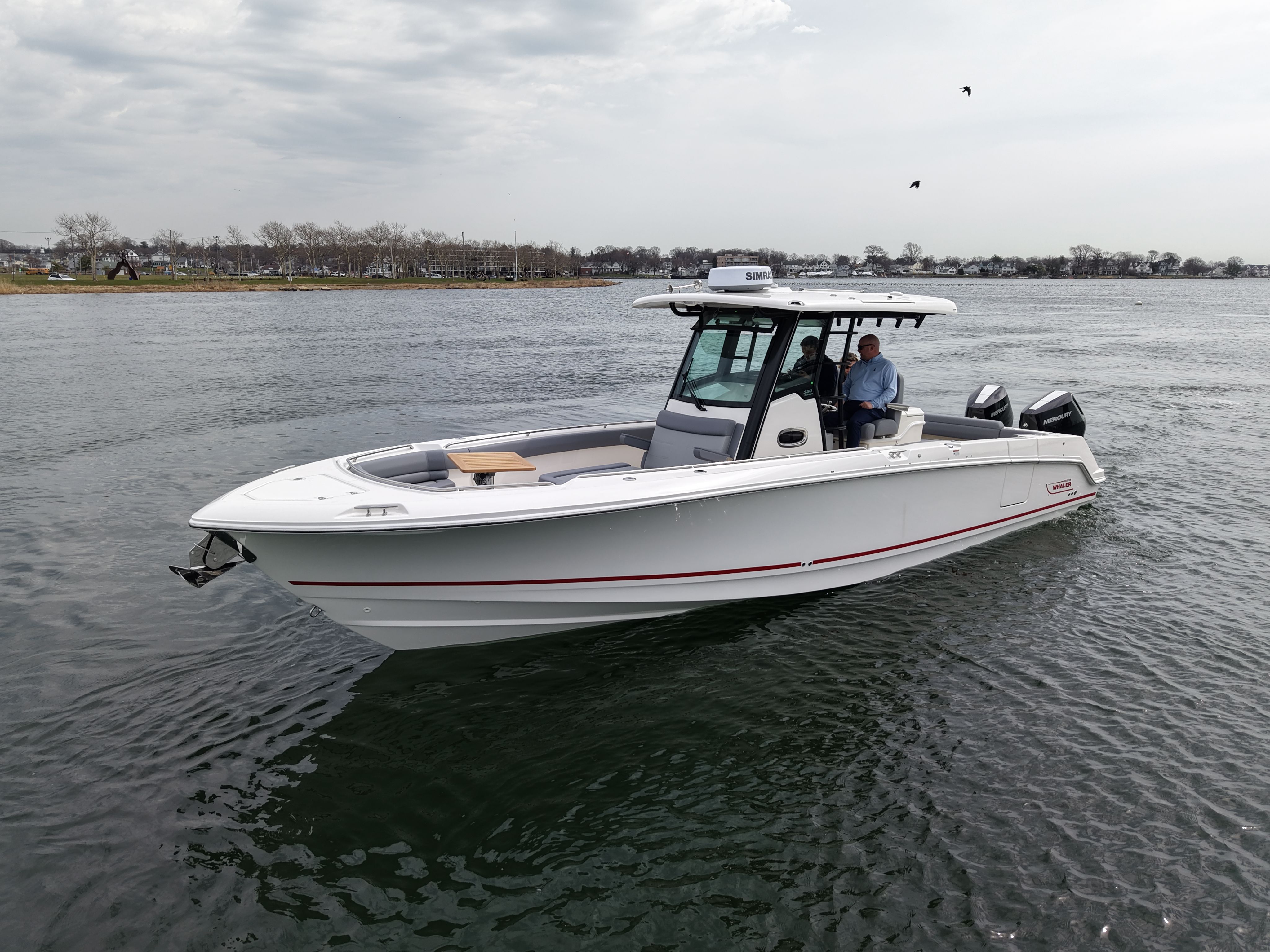 2026 Boston Whaler 330 Outrage
