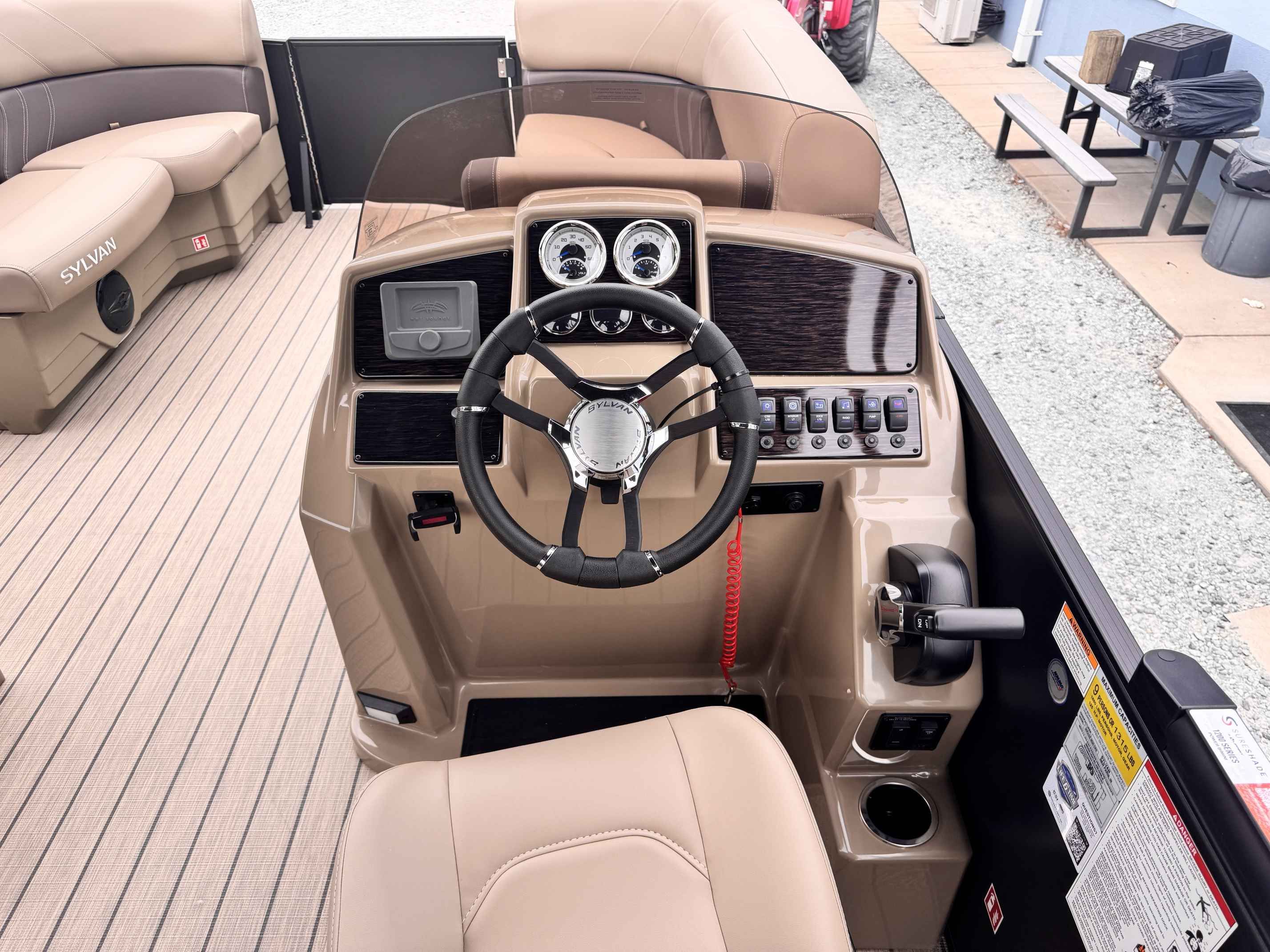 2026 Sylvan Mirage Cruise 8520 CRS - 12