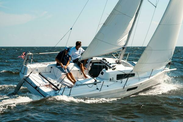 2025 Beneteau First 27