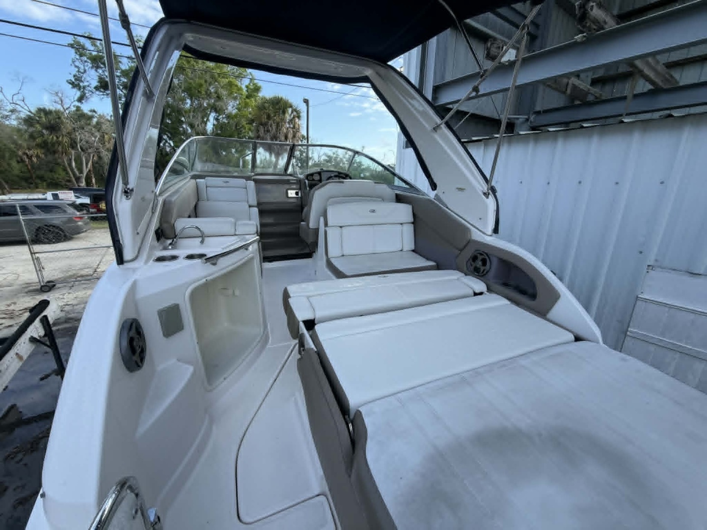 2016 Regal 28 Express - Image 7