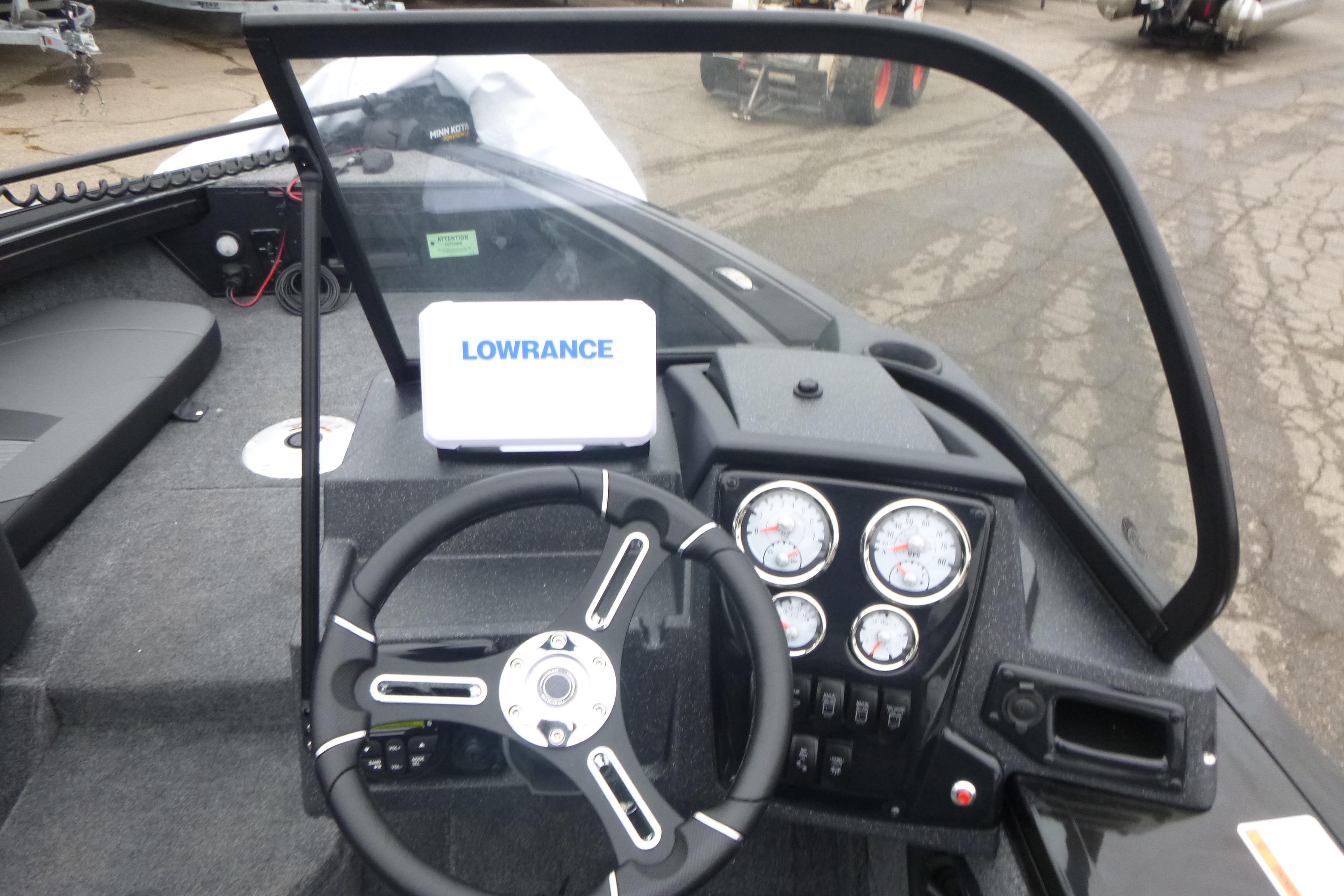 2026 Tracker Targa V-18 Combo boat dashboard with Lowrance display and gauges.