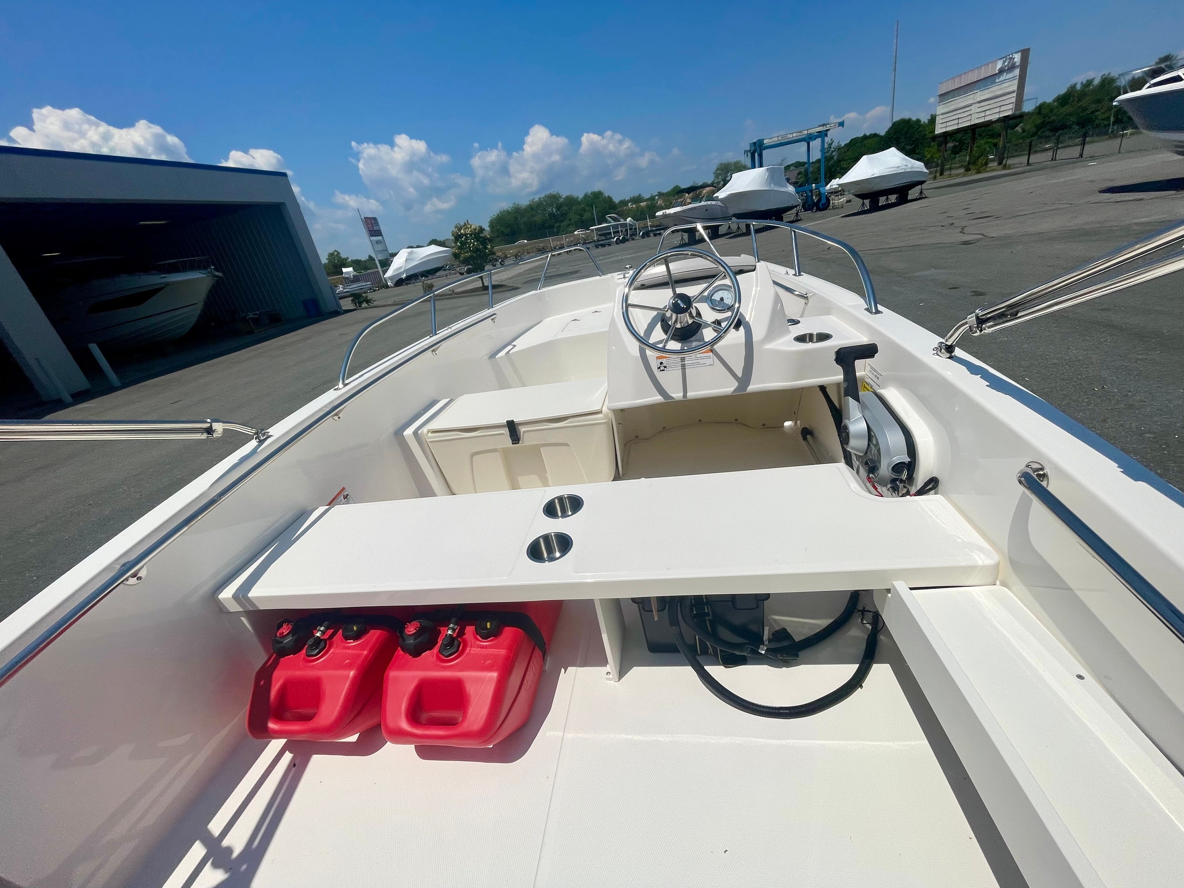 2026 Boston Whaler 160 Super Sport - 4