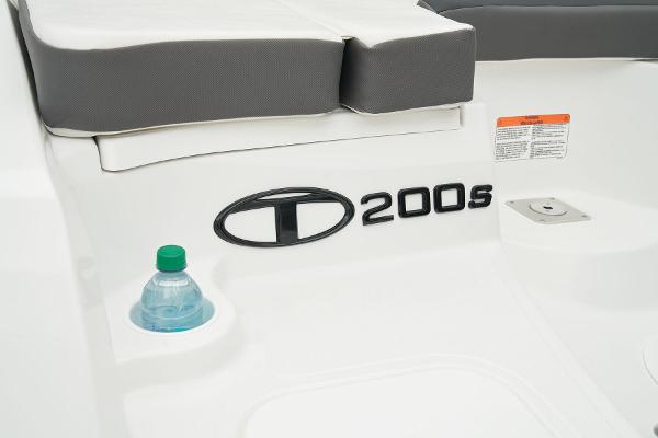 2025 Tahoe 200 S - 67