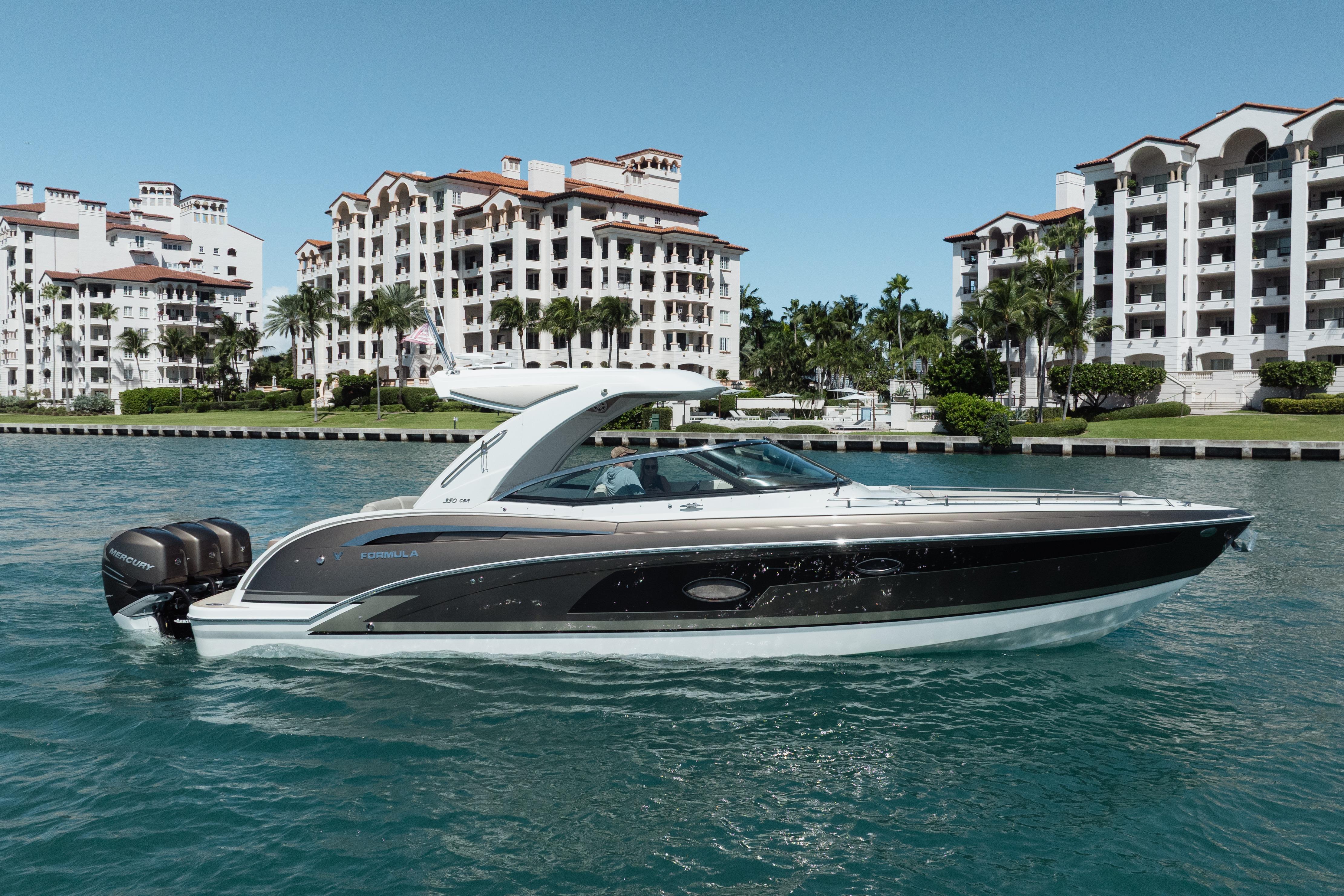 2018 Formula 350 Crossover Bowrider OB