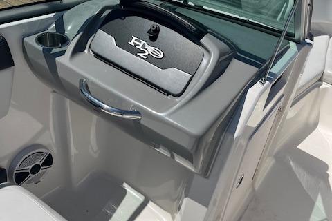 2015 Chaparral 21 H2O Sport boat interior with H2O logo and speaker.