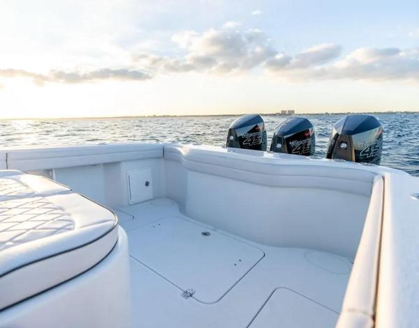 2023 Yellowfin 34 Offshore - 27