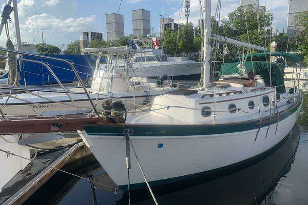 1984 Pacific Seacraft Orion