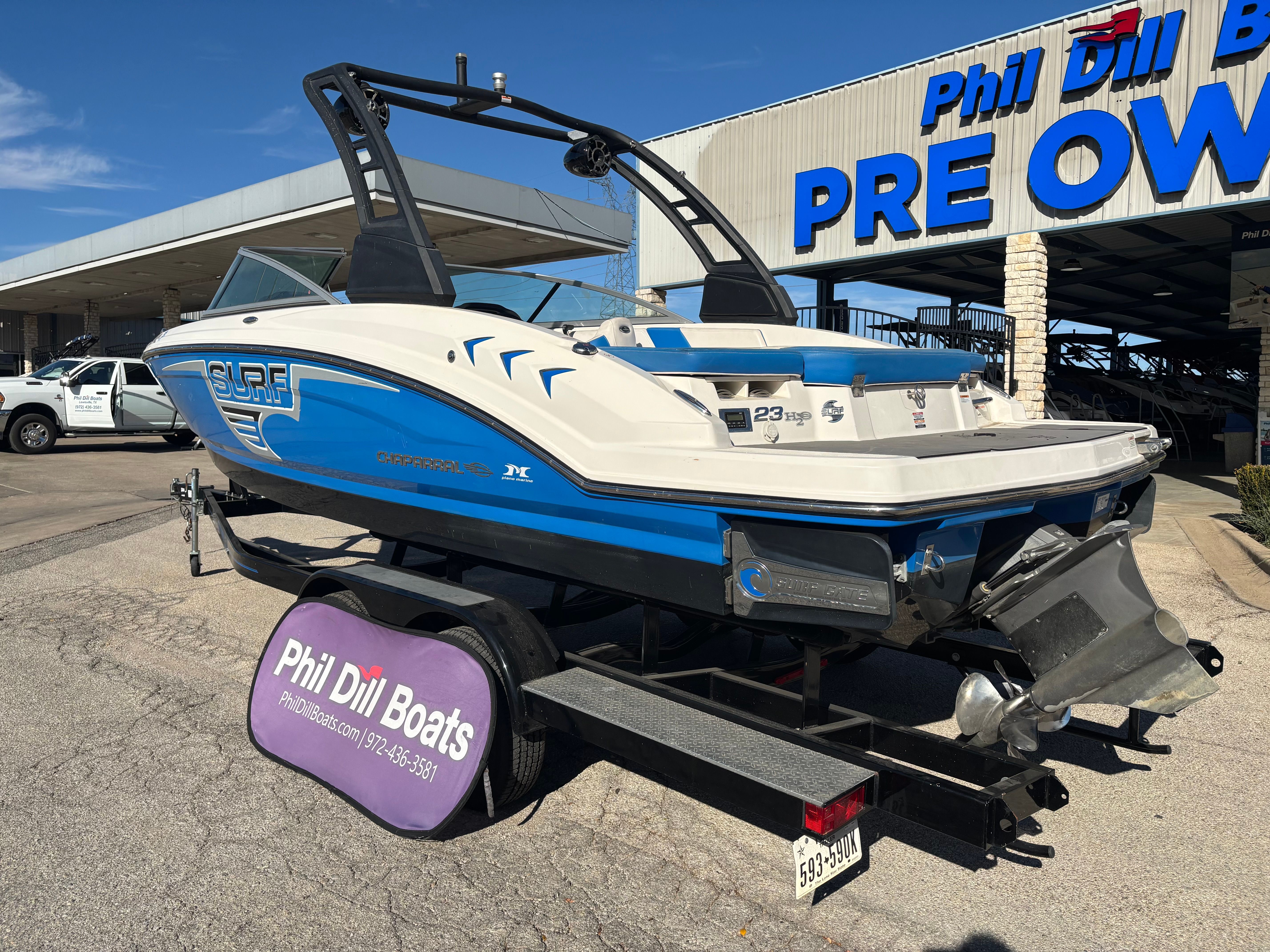 2019 CHAPARRAL 23 SURF - Image 3