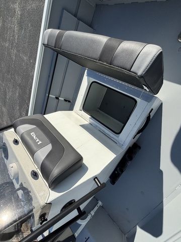 2024 Lund 2070 Predator CC - 15