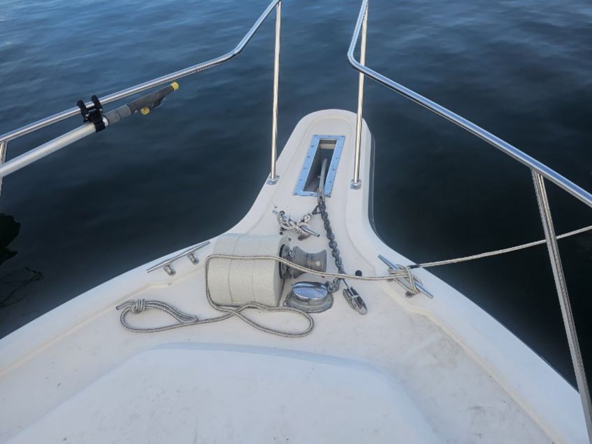 1997 Carver 33 Aft - 2