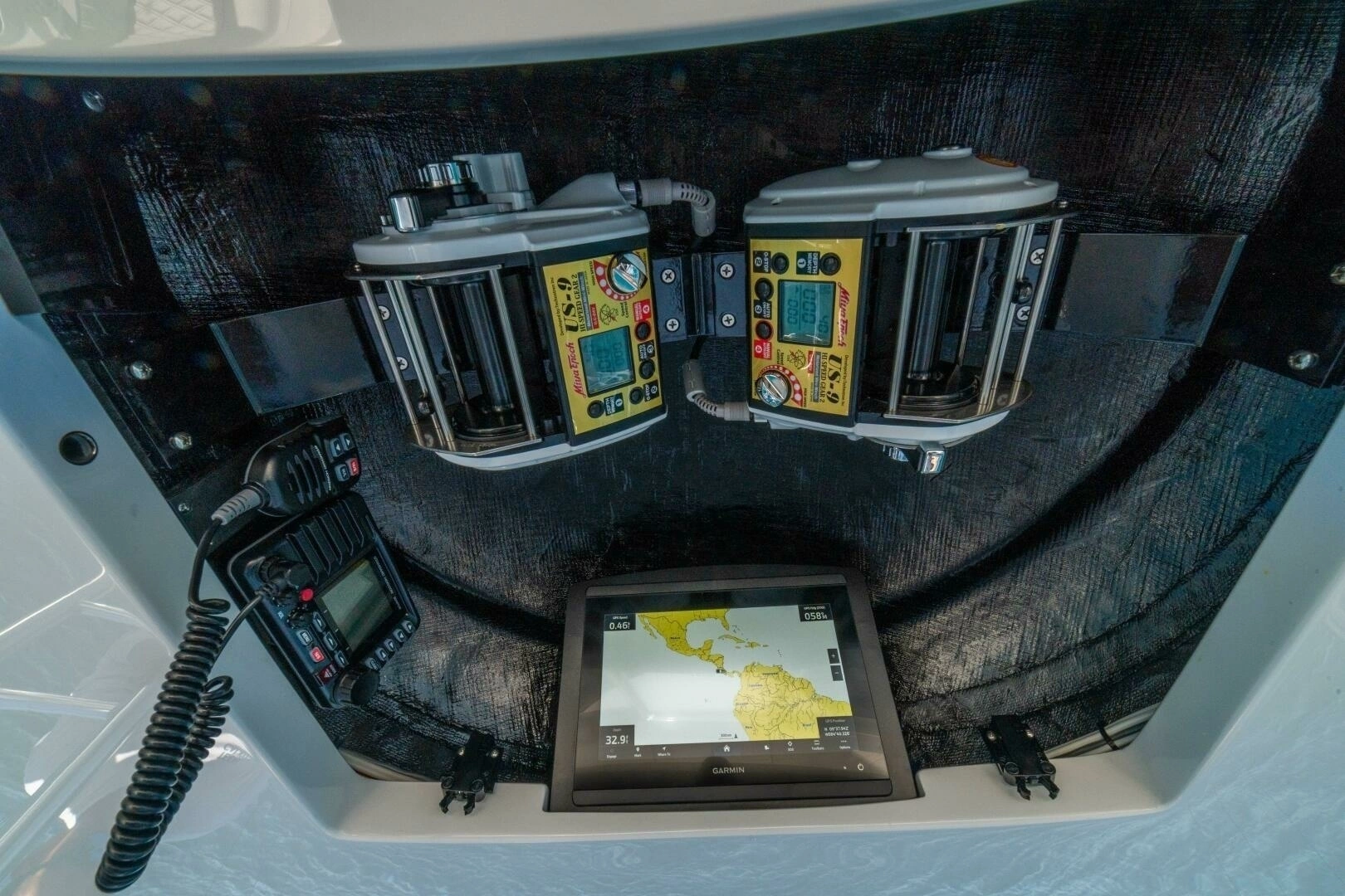 2027 Viking 64 Convertible - Image 36