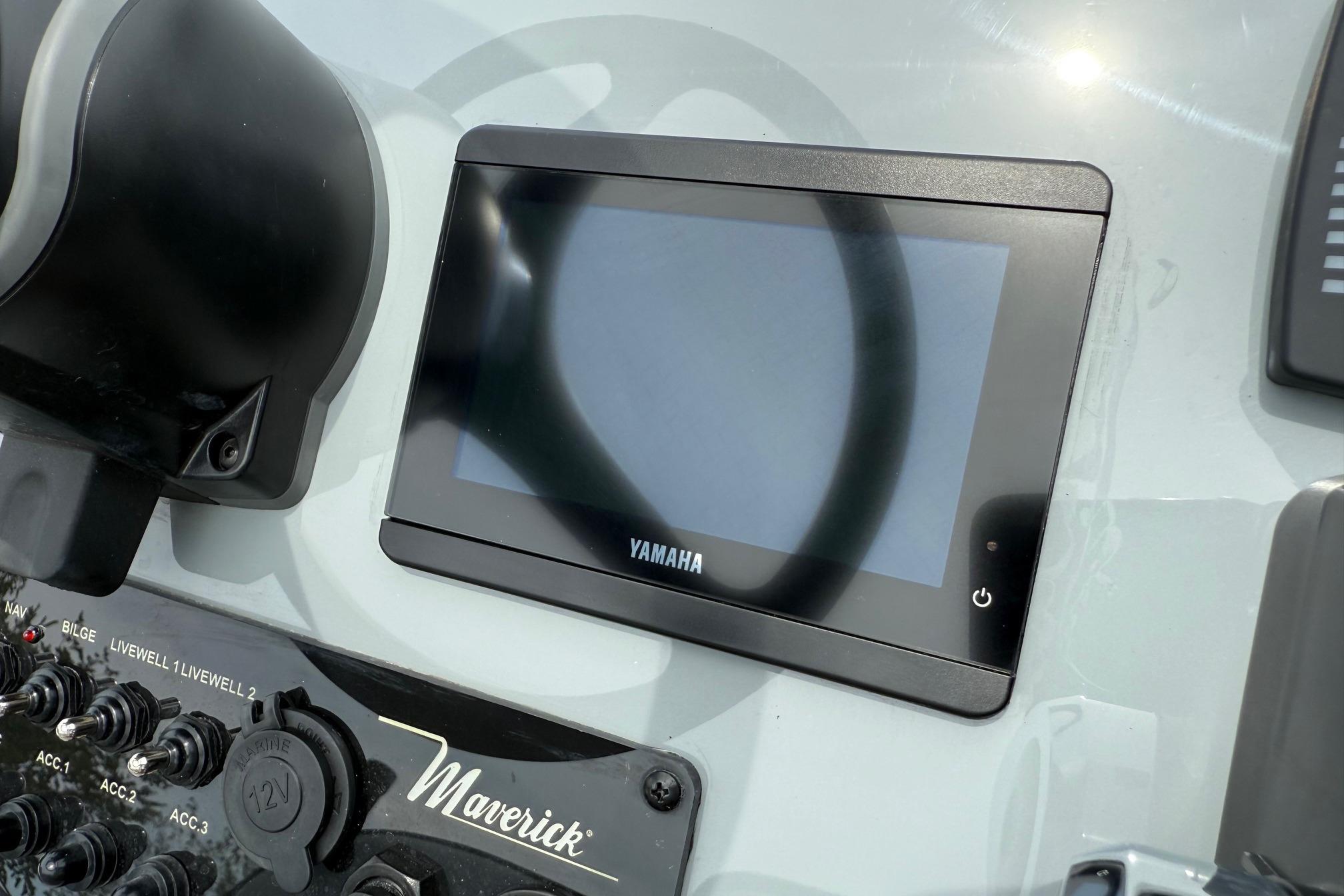 Dashboard of 2026 Maverick 17 HPX-S with Yamaha display and control panel.