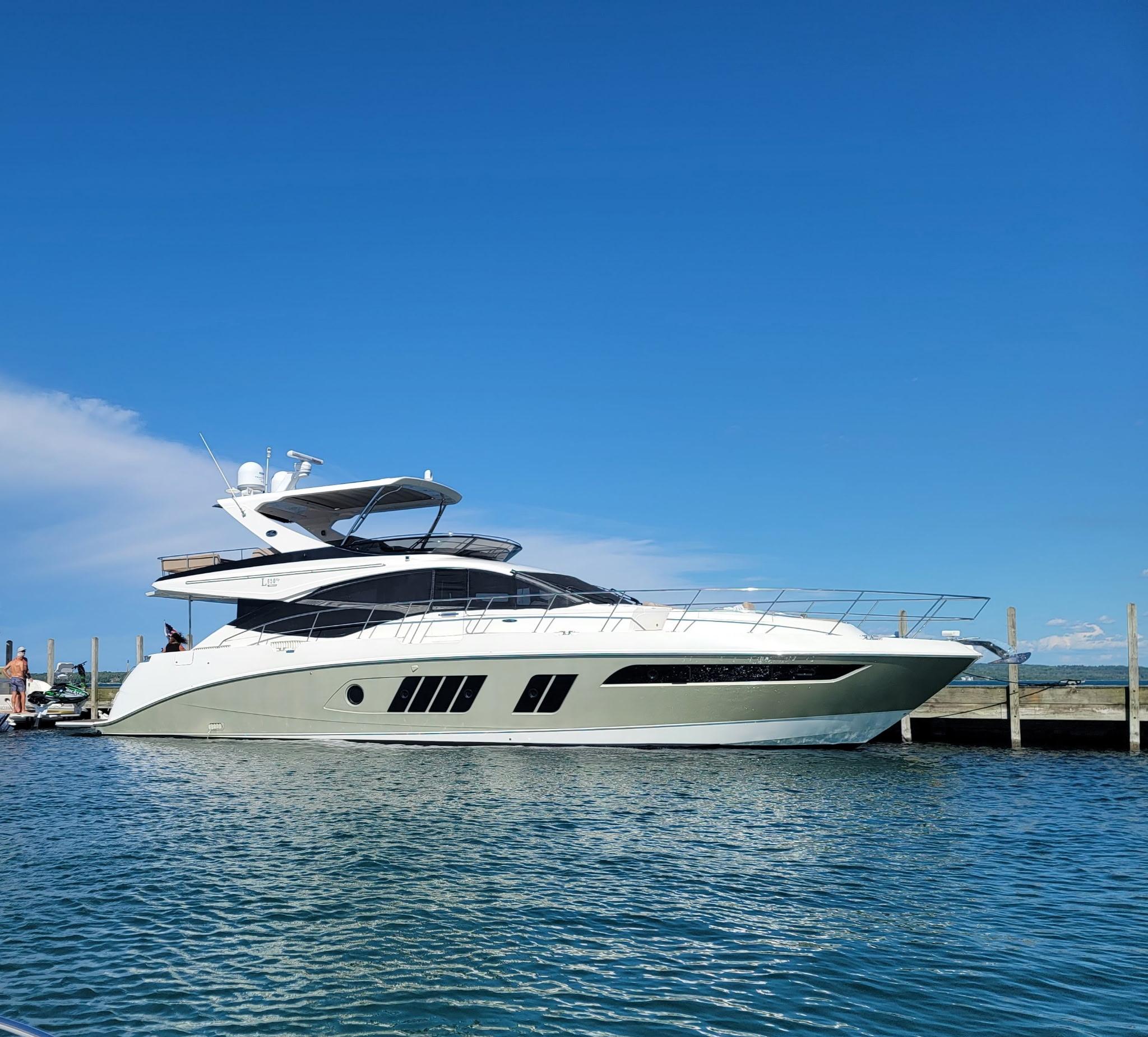 2015 Sea Ray L650 Fly