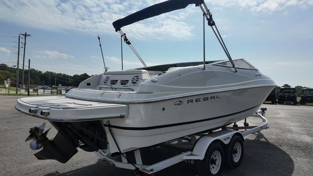 2005 Regal 2400 LSR - 6