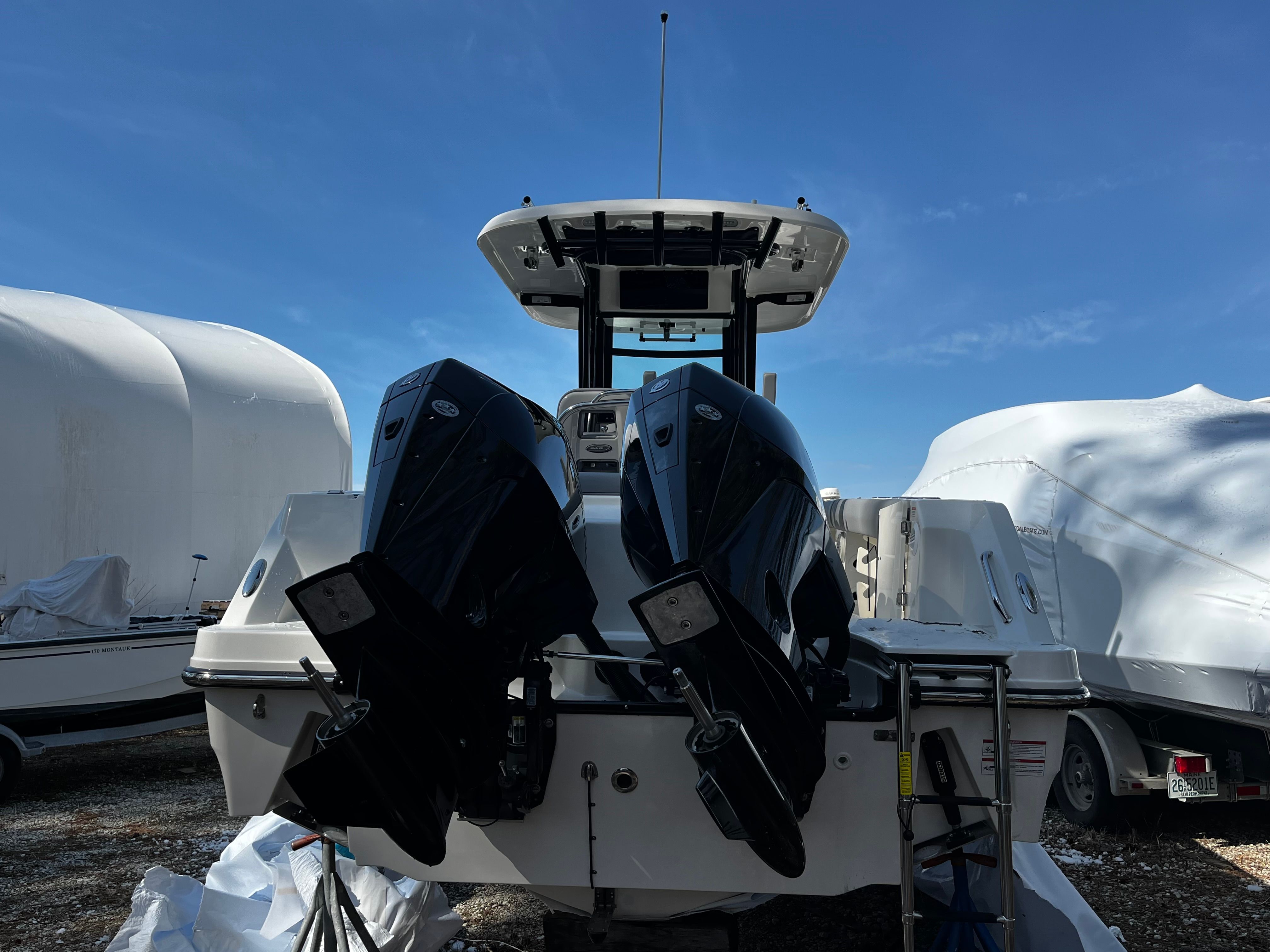 2026 BOSTON WHALER 250 OUTRAGE - Image 2