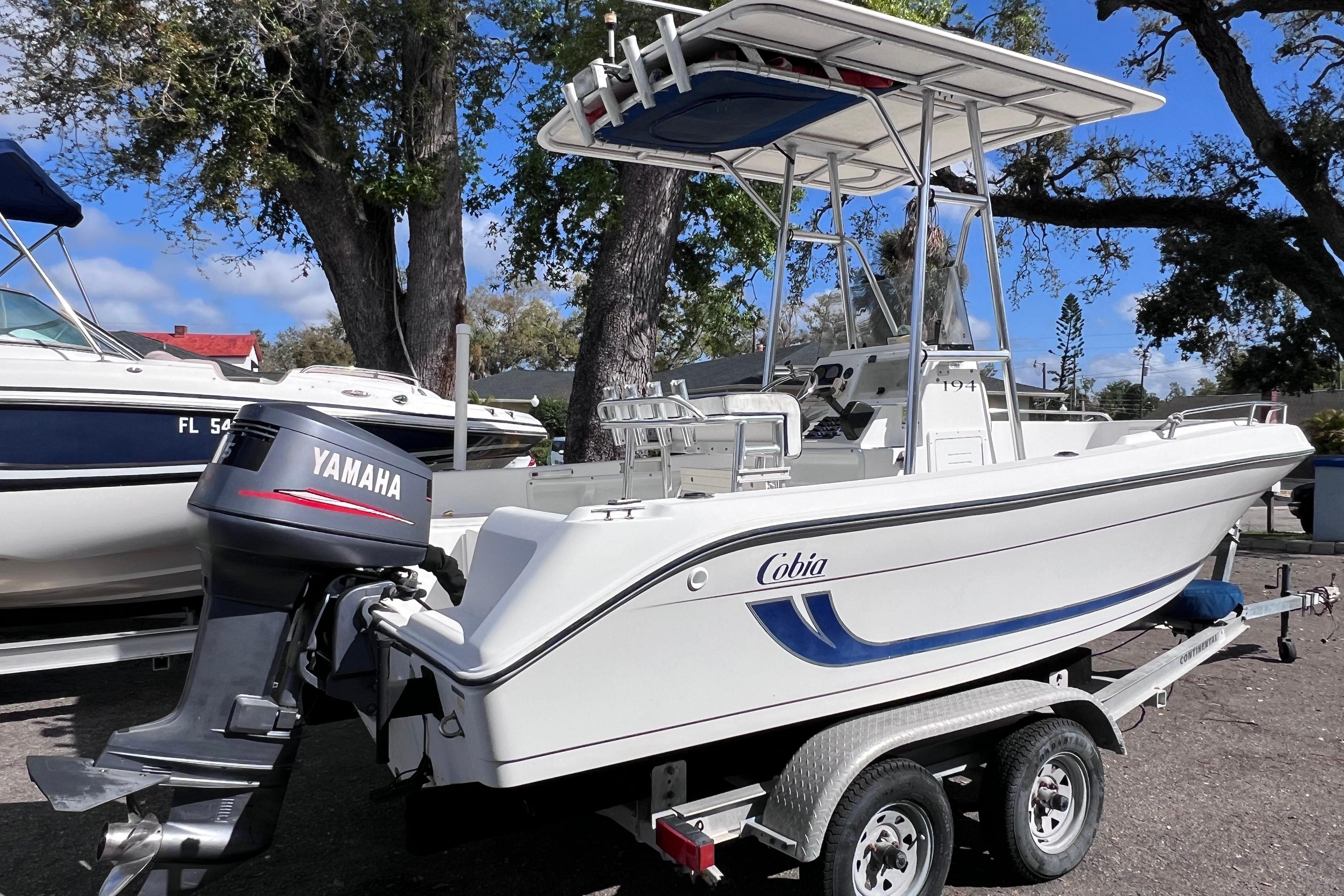 2001 Cobia 194 Center Console