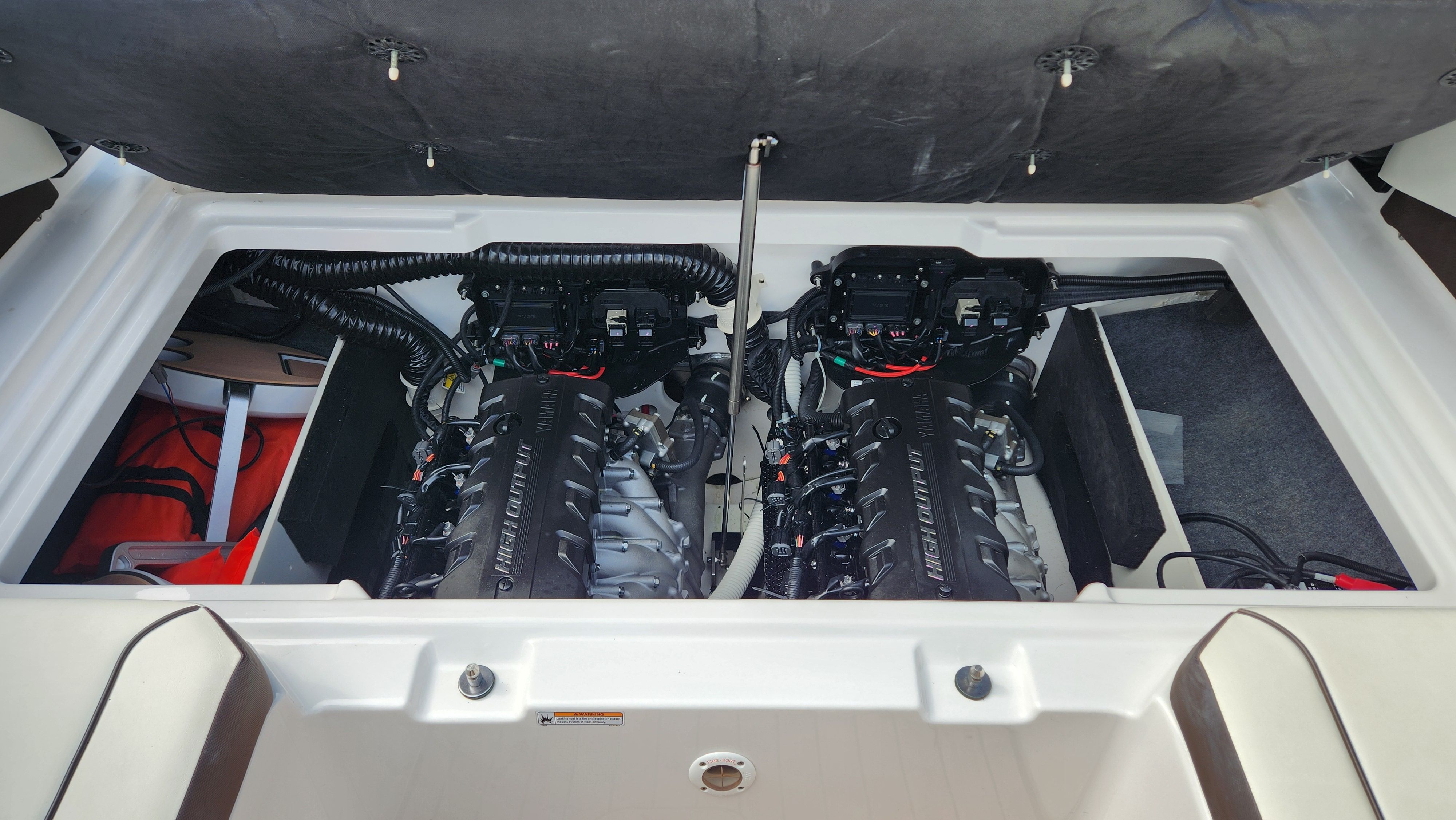 2023 Yamaha Boats 222SD - 21
