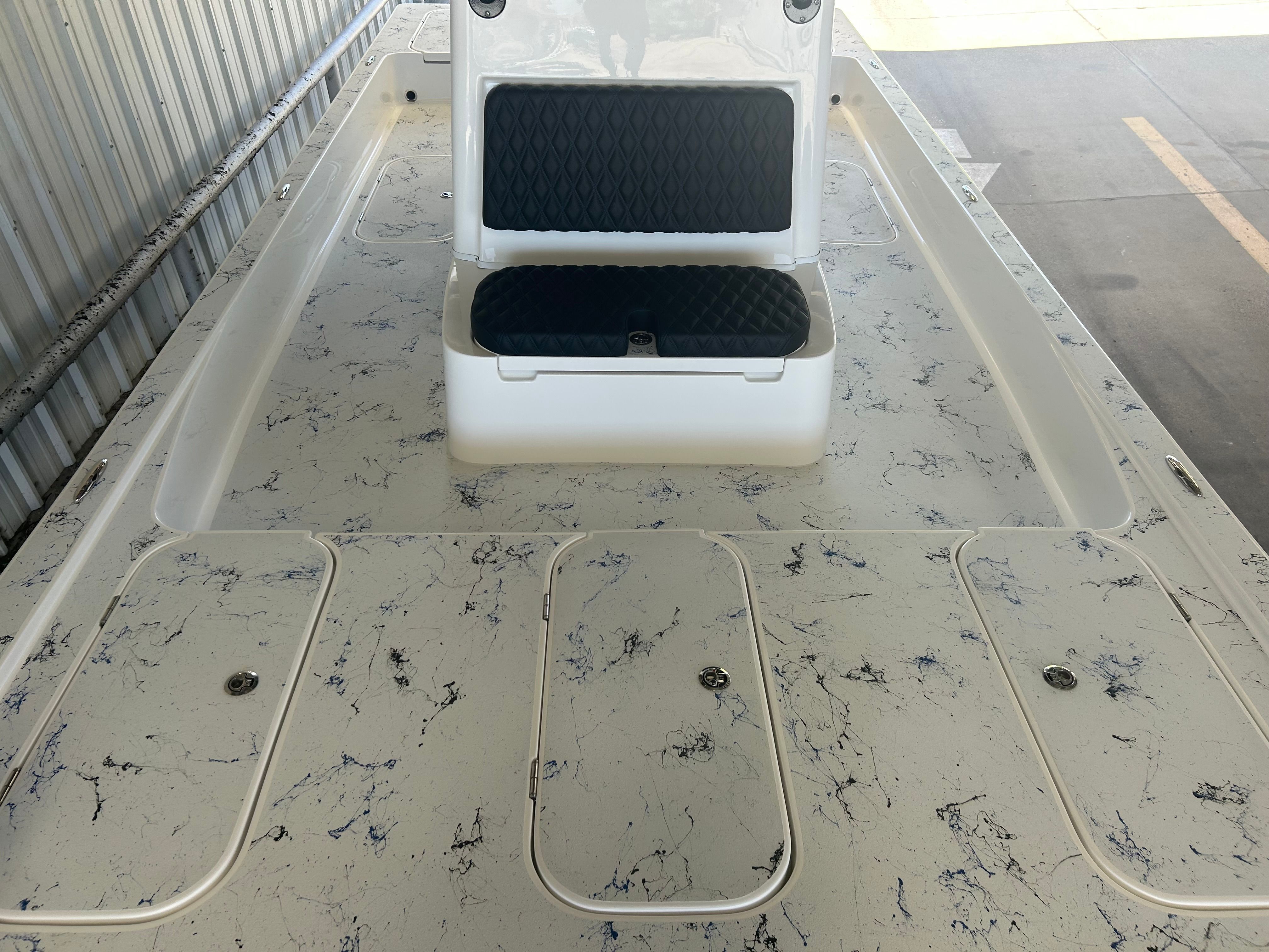 Interior view of 2023 Shallow Sport 25 X3 boat deck.