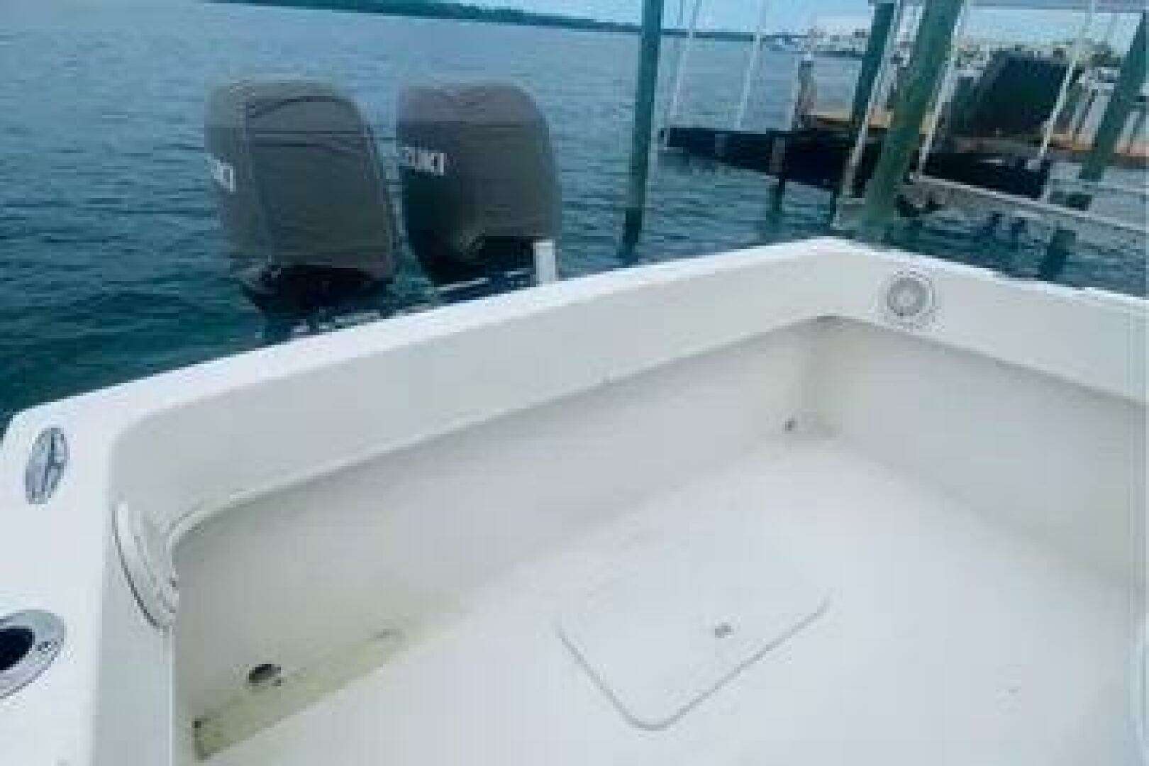 2011 Dusky 23'3 - Image 3