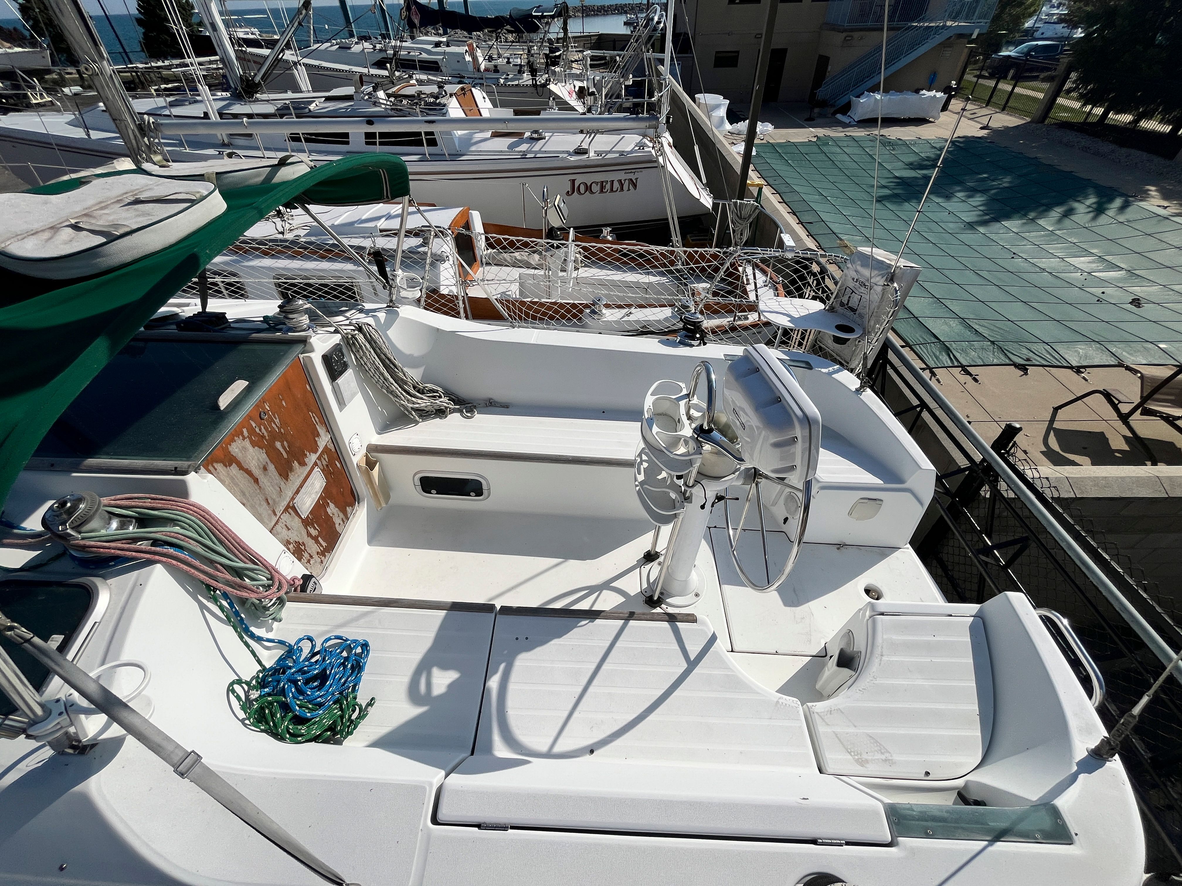1995 Beneteau Oceanis 321 - 16