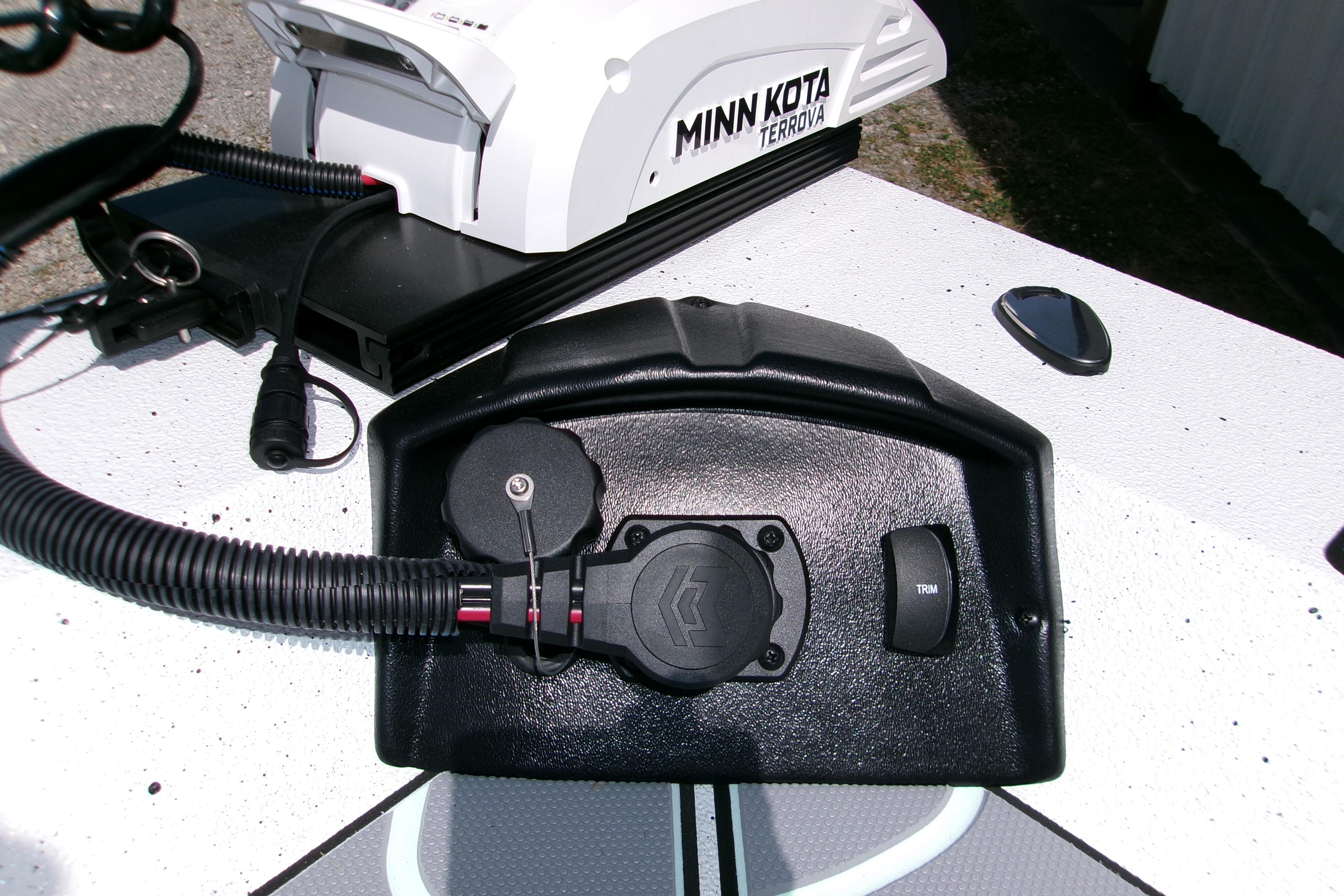Trolling motor control panel on 2027 Xpress H22B Bay boat with Minn Kota Terrova.