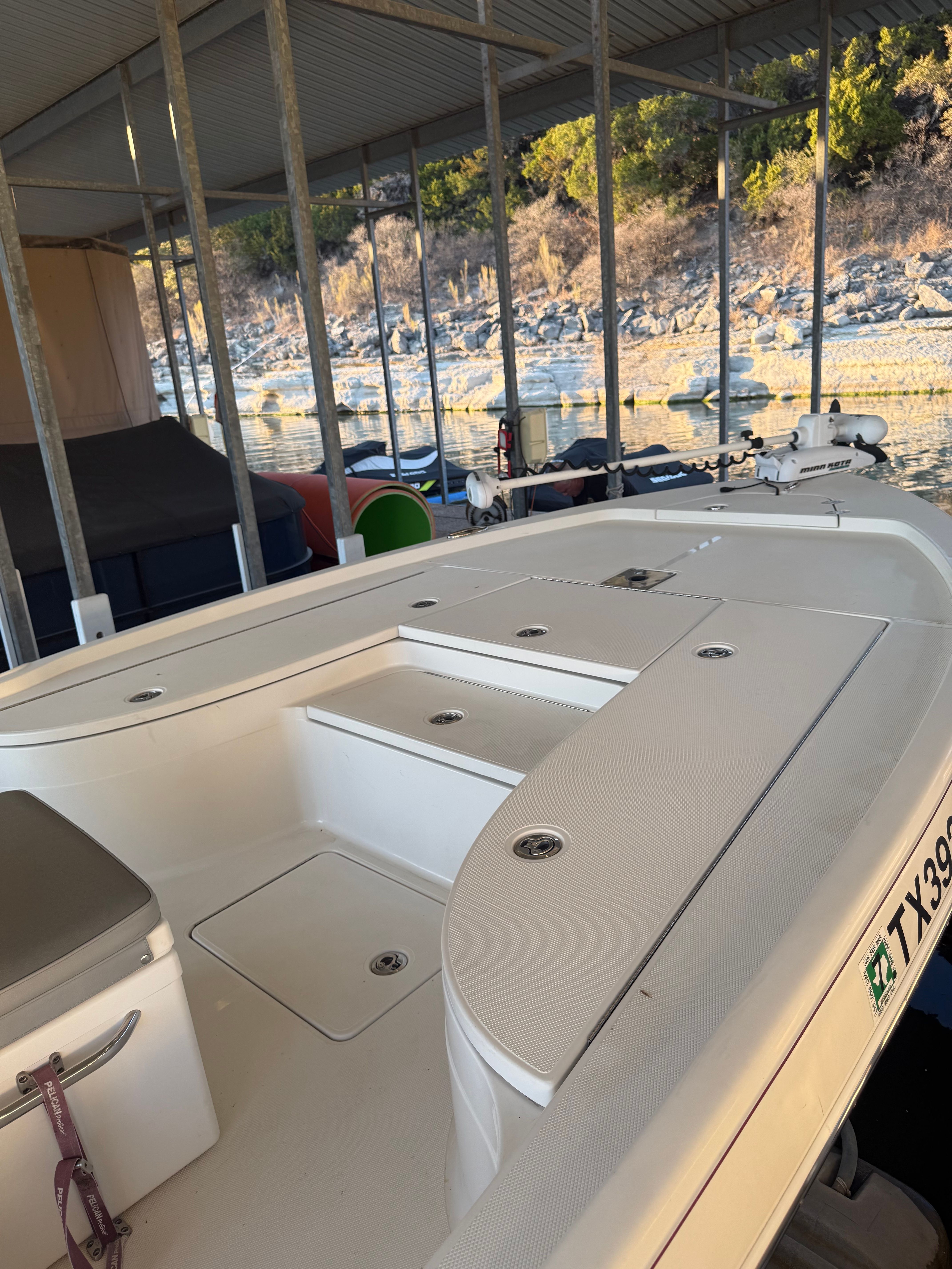 2016 Ranger 2310 Bay Ranger - 18