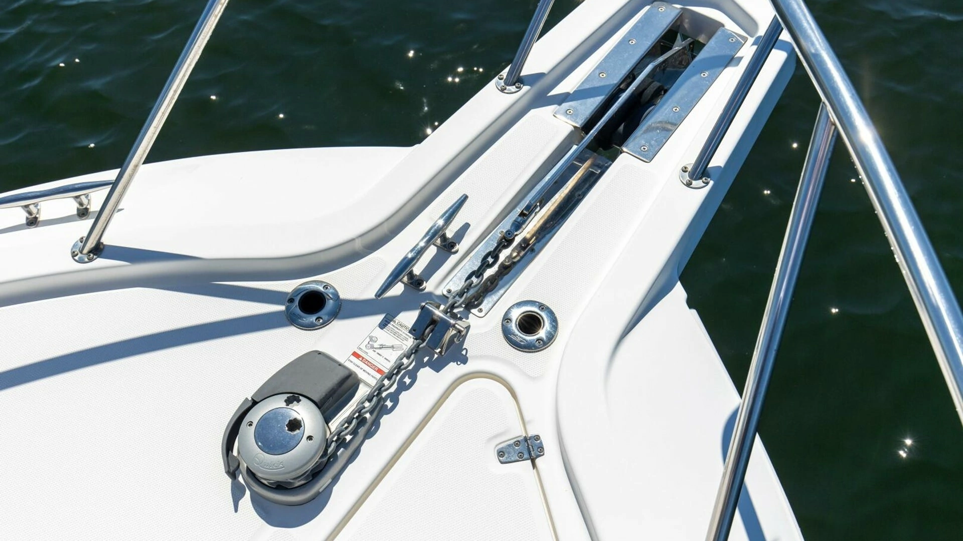 2019 Boston Whaler 345 CONQUEST - Image 25