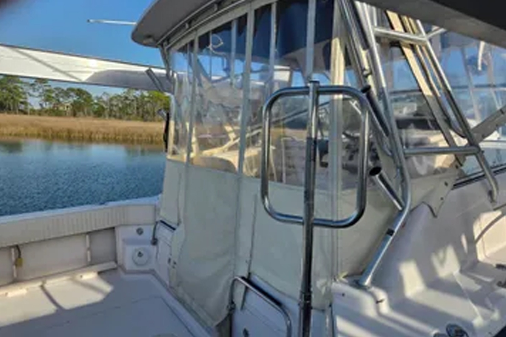 2004 Grady-White Express 330 - Image 12