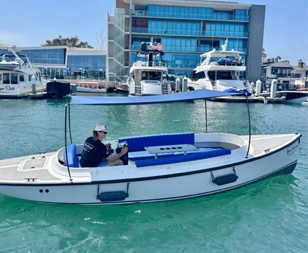 2023 Vision Marine Technologies Fantail 217