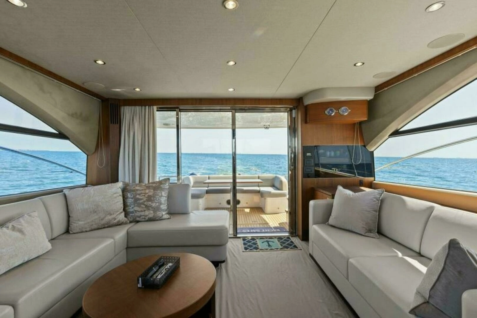 2016 Princess 60 Flybridge - Image 23