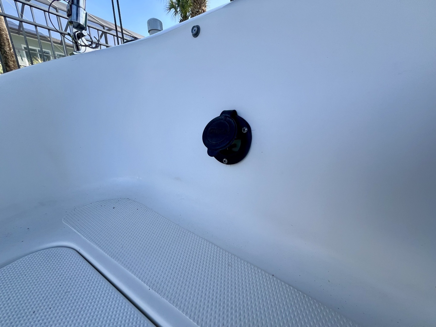 2013 Hurricane SunDeck 187 OB - Image 35