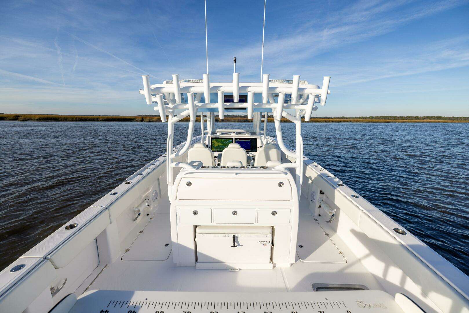 2024 Invincible 40 CAT - Image 26