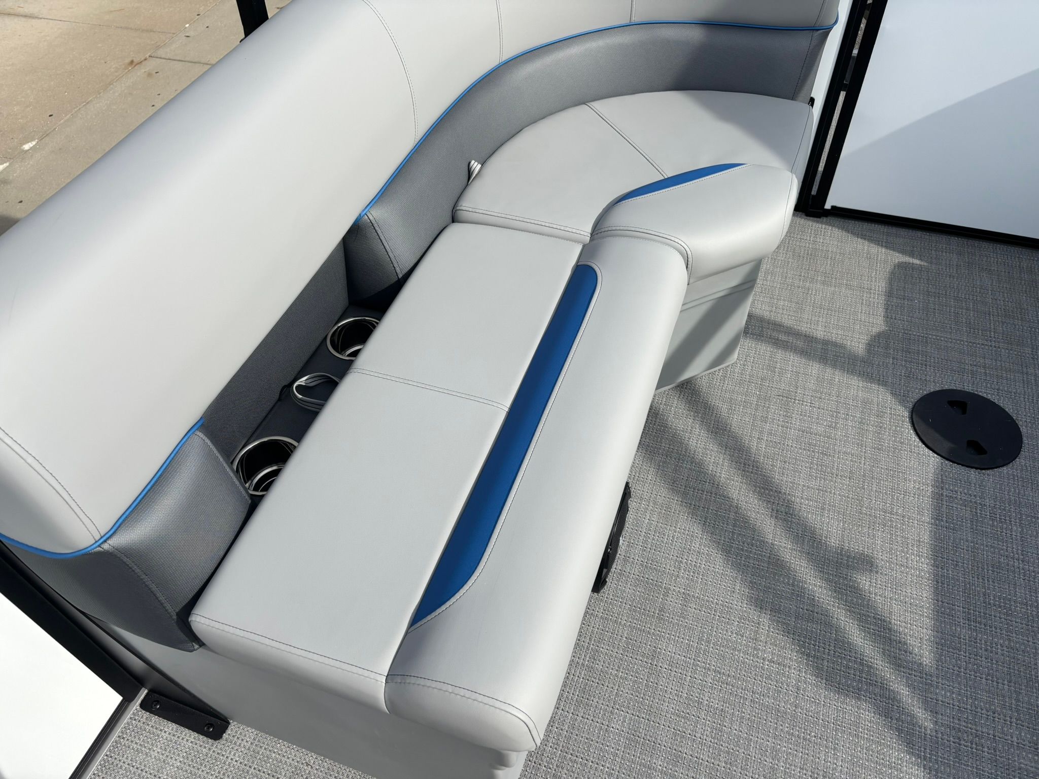 2027 Bentley Pontoons 223 Bolt - 24