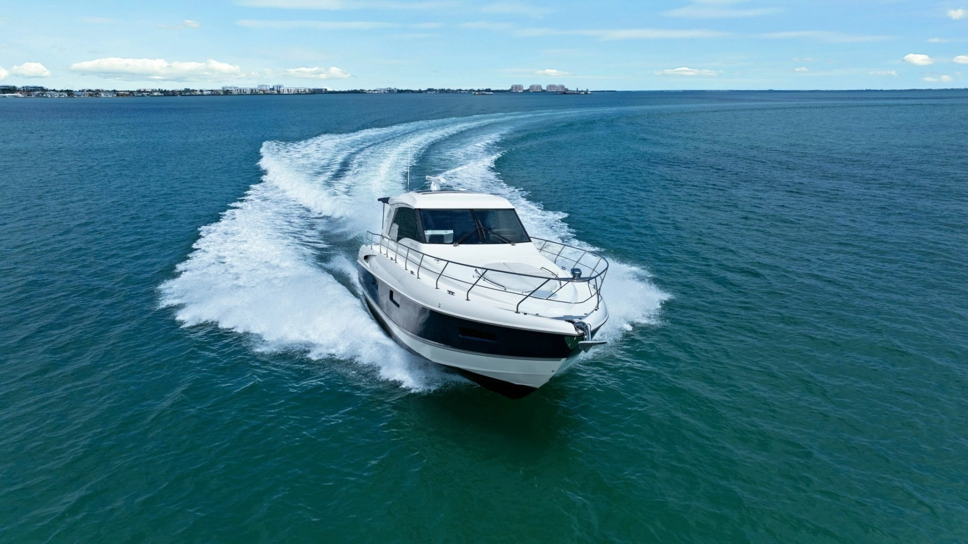 2014 Cruisers Yachts 48 Cantius - Image 66
