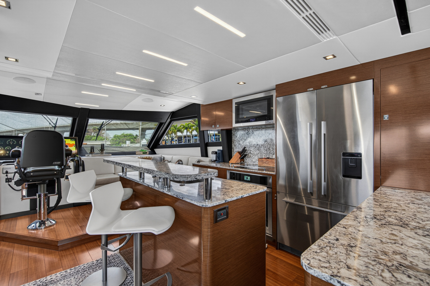 2021 Ocean Alexander 70E - Image 23