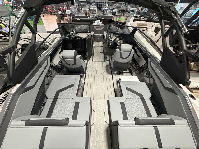 2025 Yamaha Boats 222XD - 5