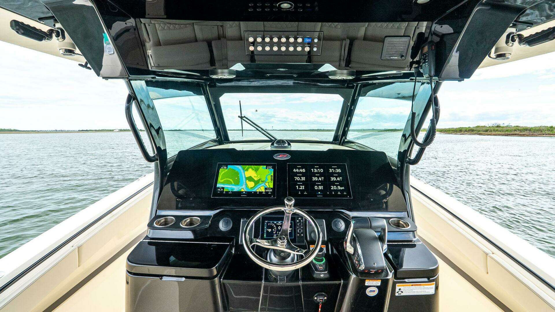 2025 Scout 377 LXF - Image 14