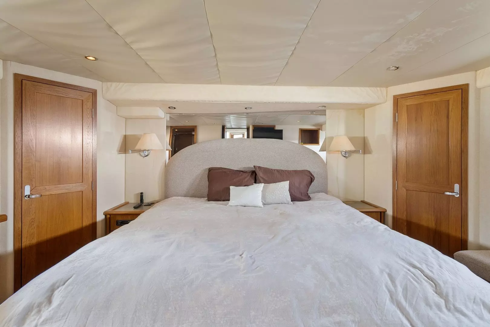 2000 Pacific Mariner 65 Motoryacht - Image 32