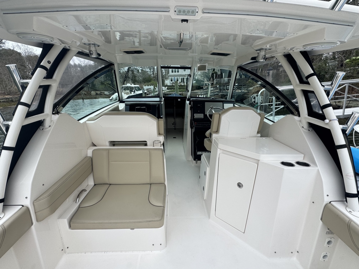 2017 Pursuit 295 DC - Image 14