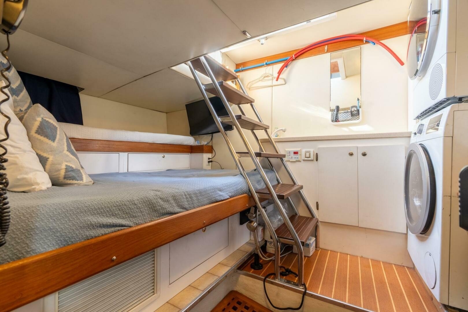 2009 Pacific Mariner 65 Motor Yacht - Image 58