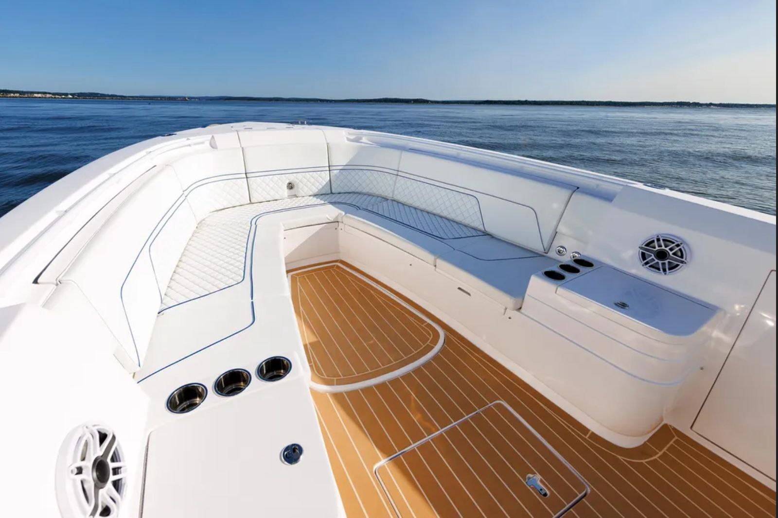 2022 Intrepid 375 Nomad SE - 28
