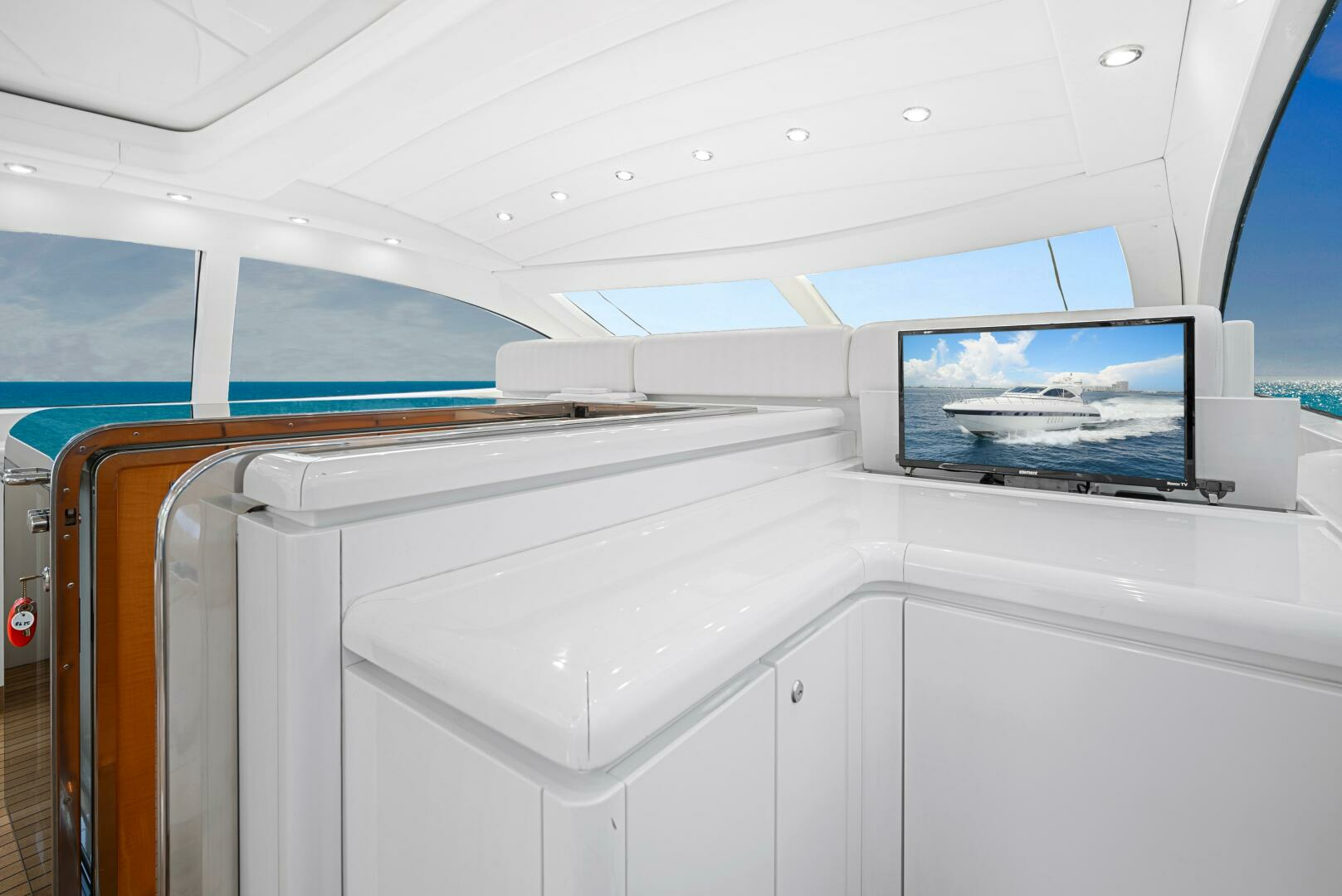 2001 Mangusta 72 - Image 48