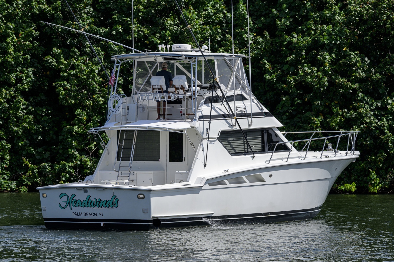 1992 Hatteras 46 Convertible - Image 4
